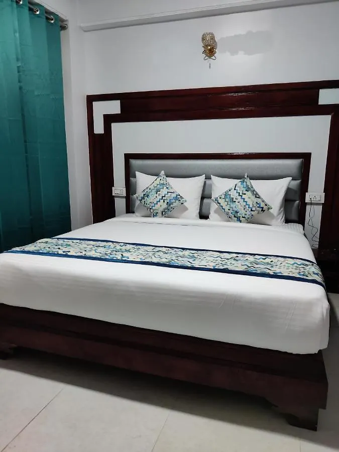 Golden Oak Bed & Breakfast Shimla