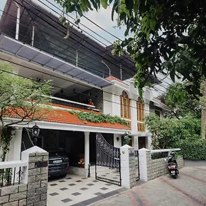 https://the-nook-home.kerala-hotels.net